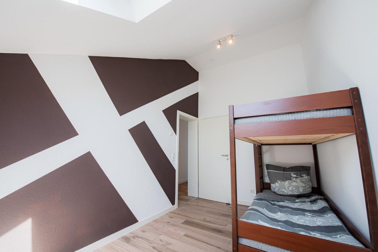 לוסהיים Industrie Stil Apartment Unweit Vom See מראה חיצוני תמונה